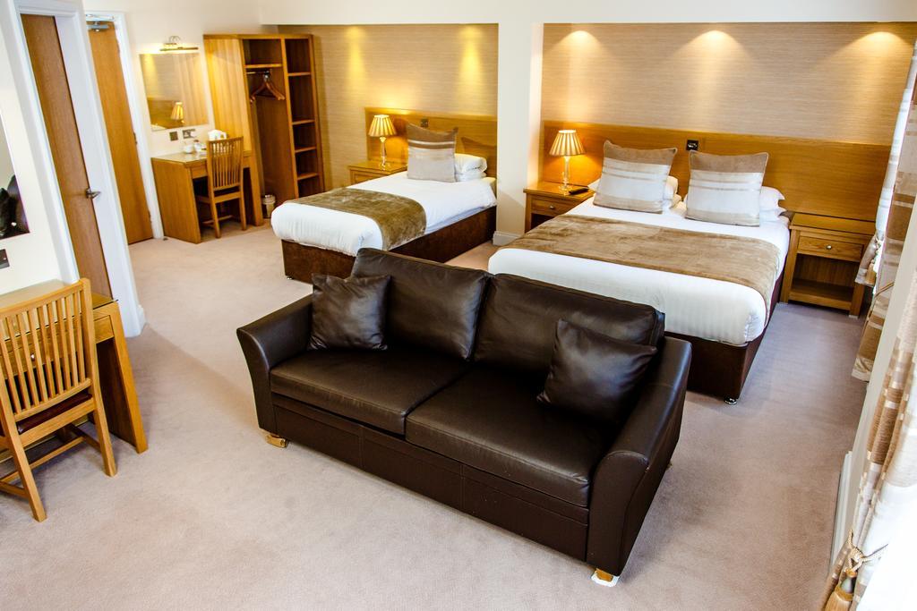 Adamson Hotel Dunfermline Extérieur photo