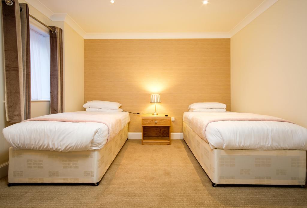 Adamson Hotel Dunfermline Extérieur photo