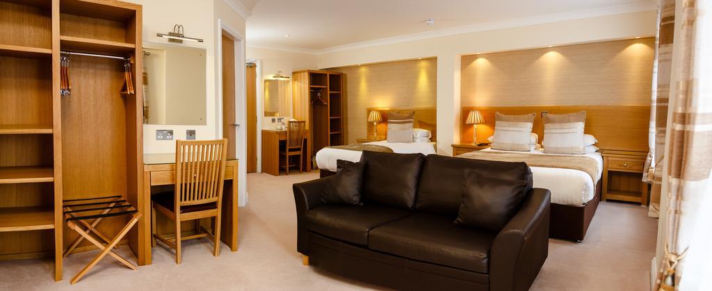 Adamson Hotel Dunfermline Extérieur photo